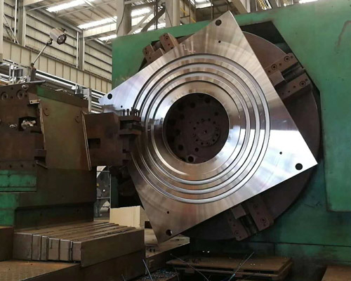 Machining of large stainless steel mould parts