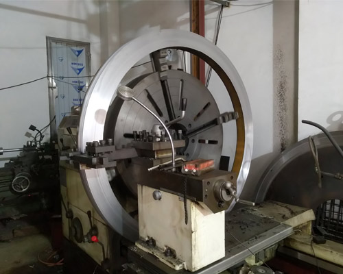 1.5 meter large diameter non-standard cast iron flange ordinary lathe processing