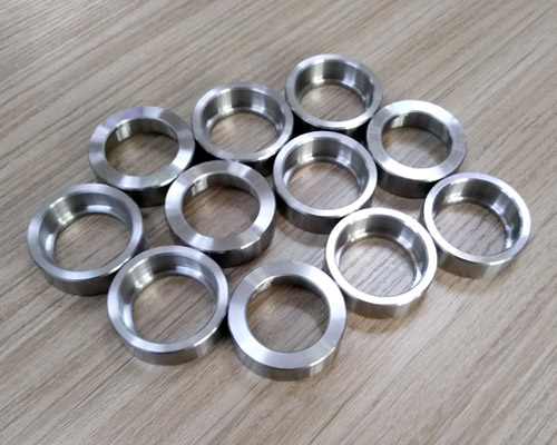 CNC turning of non - standard bearing sleeve parts