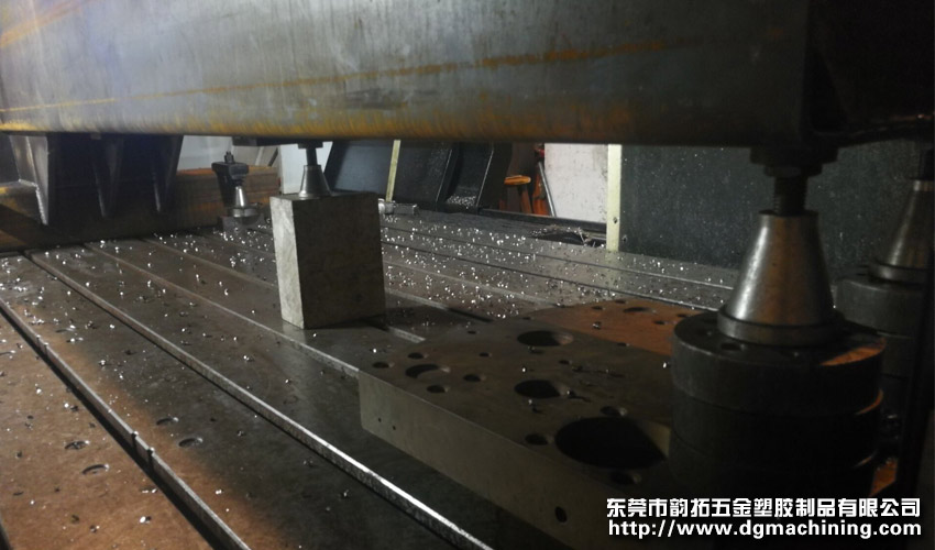 鑄鐵件機(jī)械加工