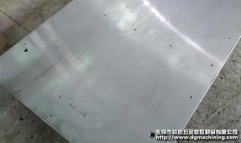 ��ݸ��е�ӹ�